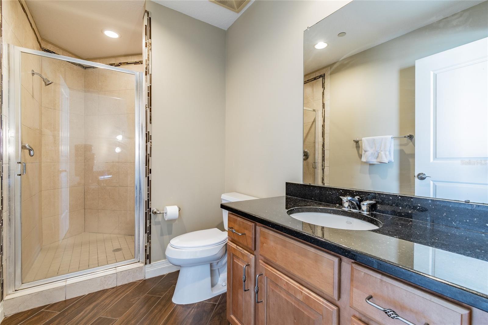 Image 22 of 51 For 449 12th Street 1406