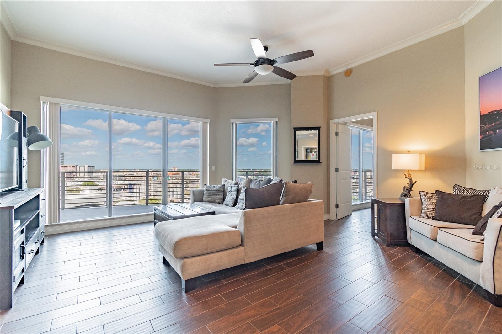Image 4 of 51 For 449 12th Street 1406