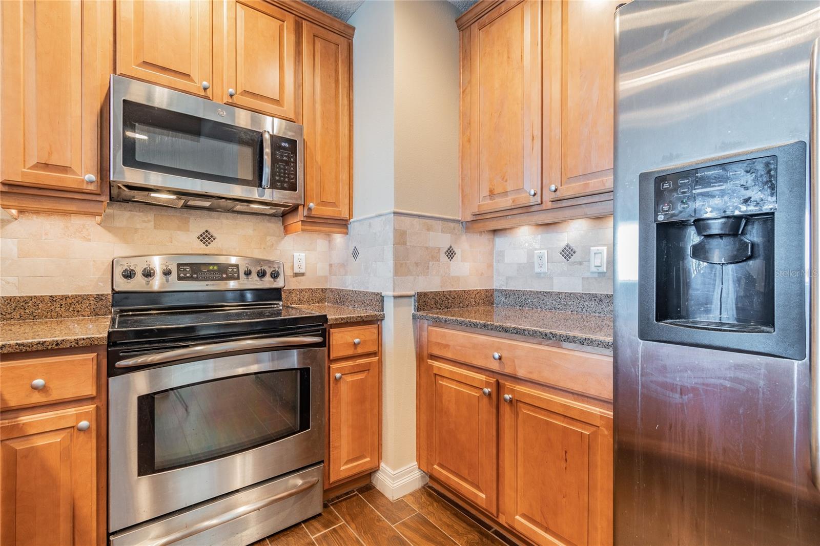 Image 9 of 51 For 449 12th Street 1406