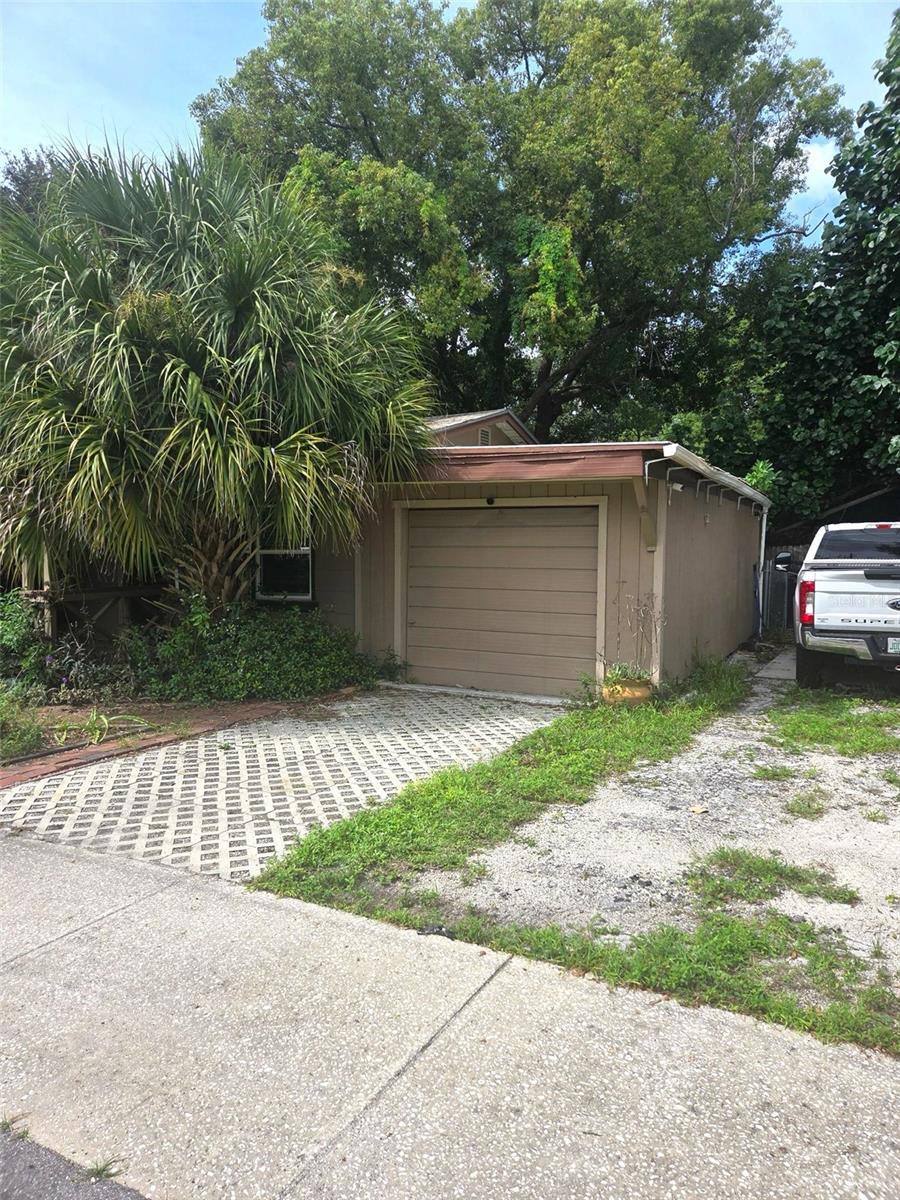 Image 2 of 10 For 902 Belleair Road