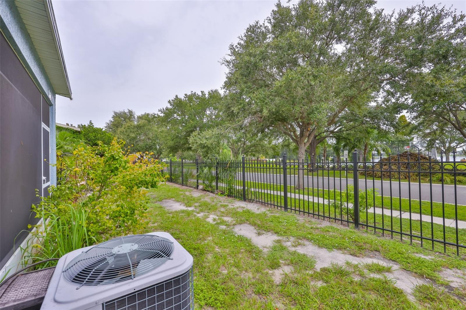 Image 31 of 35 For 13127 Kings Crossing Drive