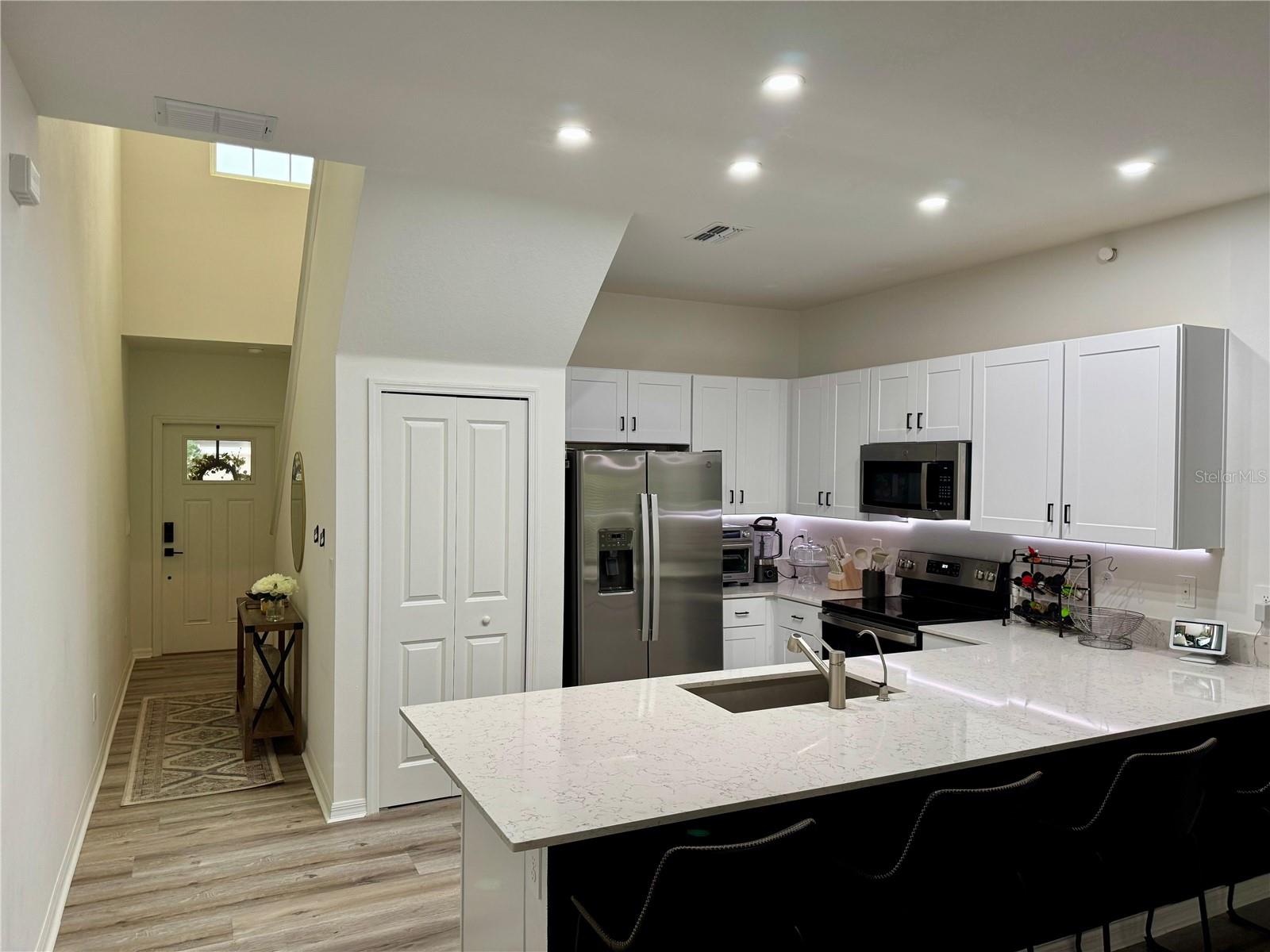 Image 7 of 30 For 6563 95th Place N