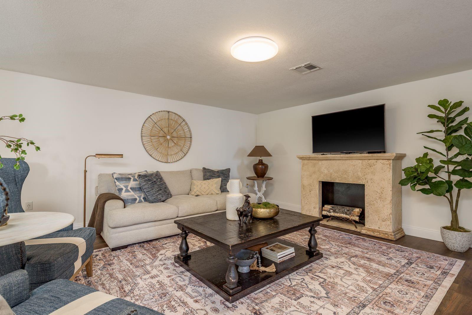 Image 10 of 29 For 9110 Rainbow Lane