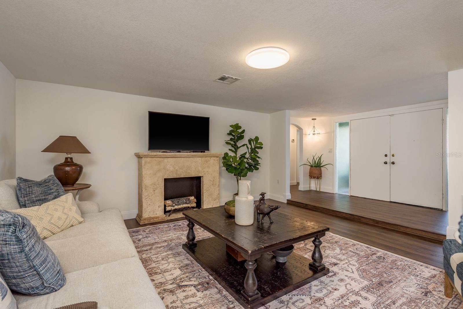 Image 11 of 29 For 9110 Rainbow Lane