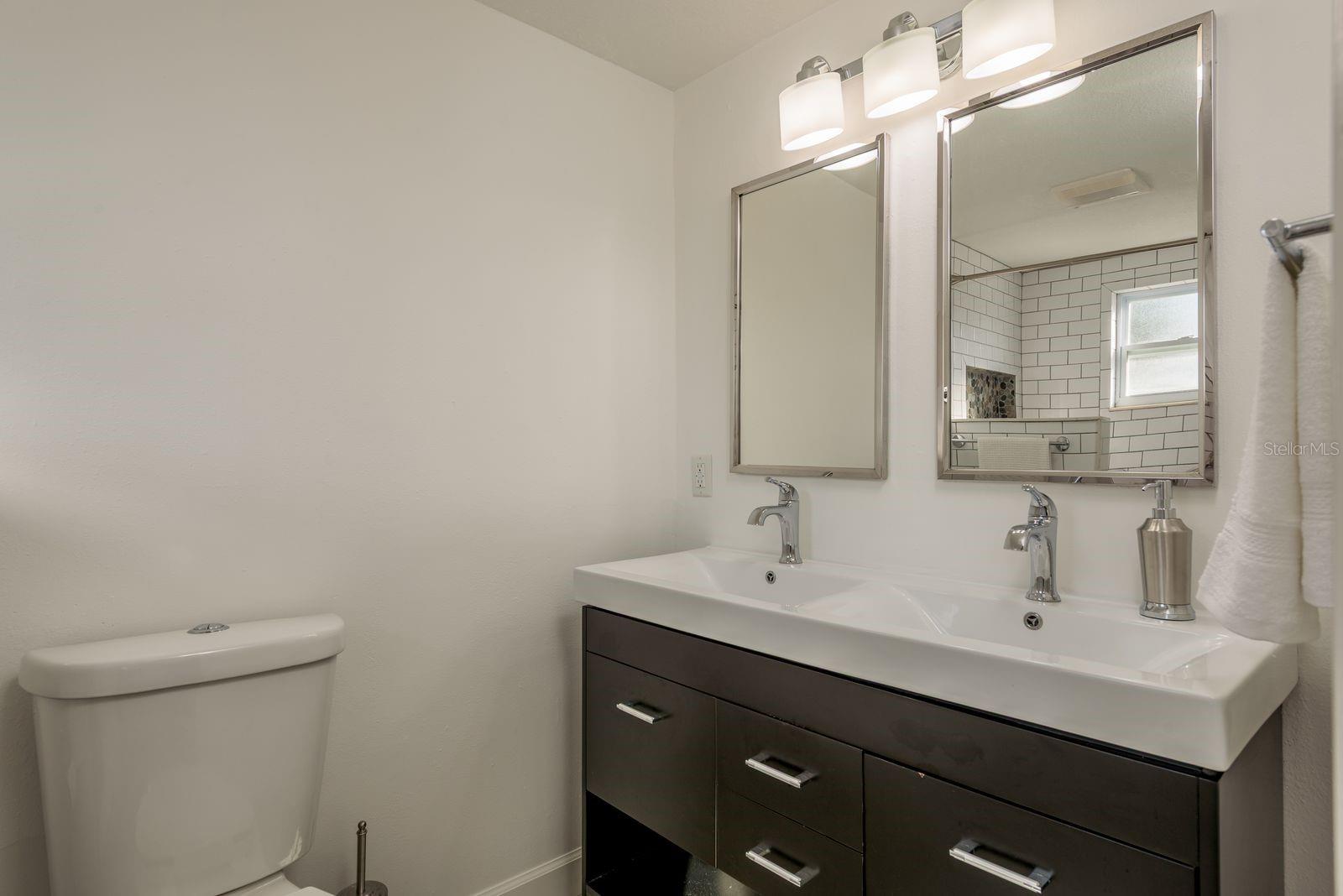 Image 19 of 29 For 9110 Rainbow Lane