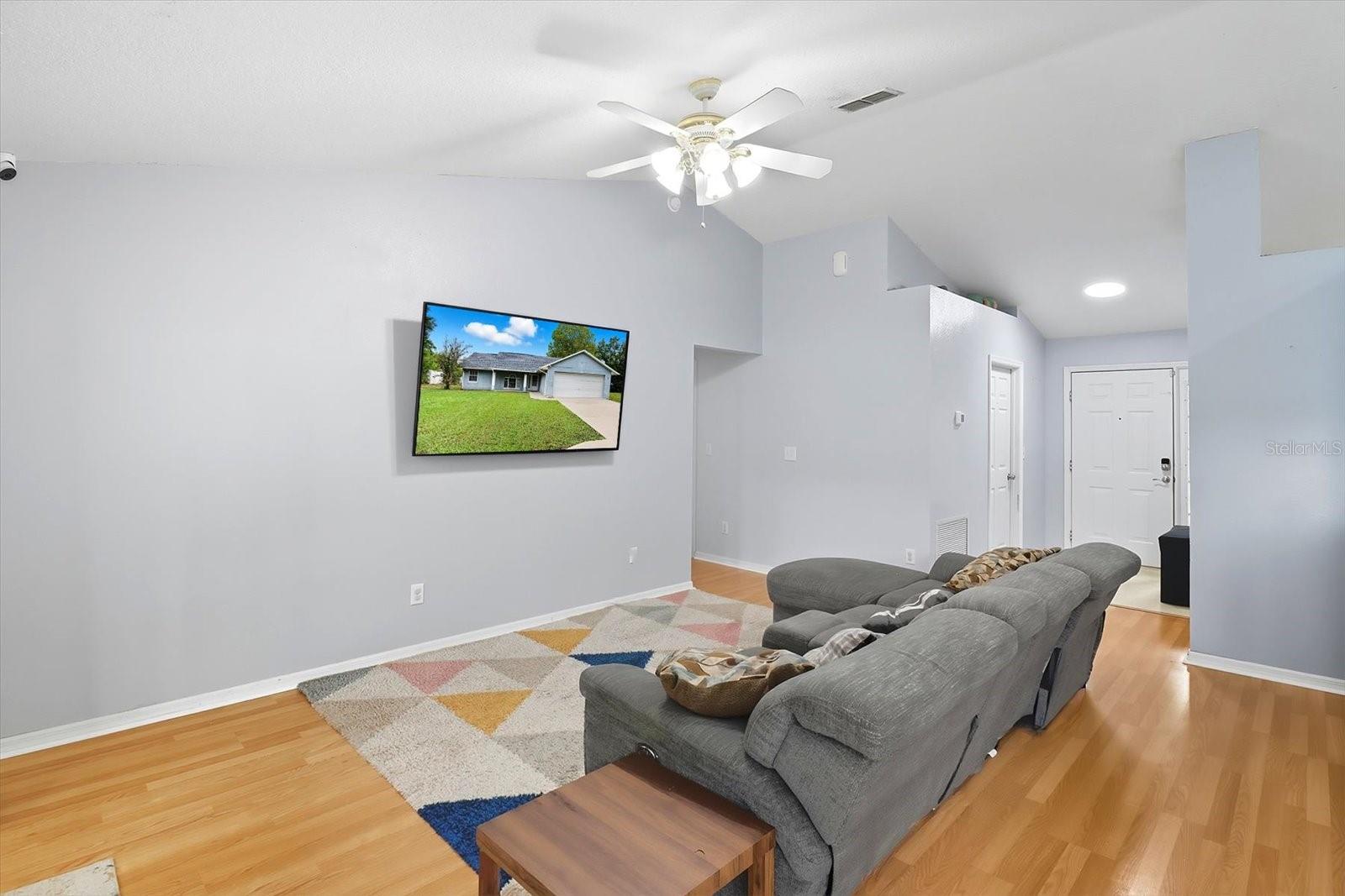 Image 15 of 45 For 3943 Dano Street
