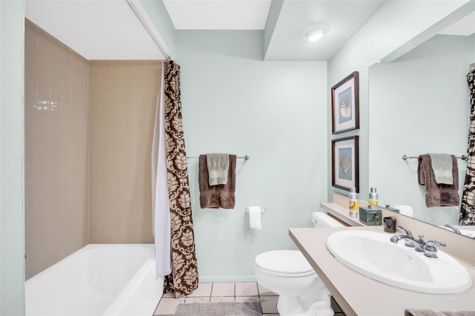 Image 10 of 34 For 2749 Countryside Boulevard 28