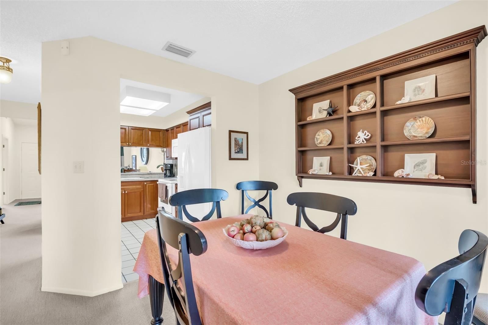Image 16 of 34 For 2749 Countryside Boulevard 28