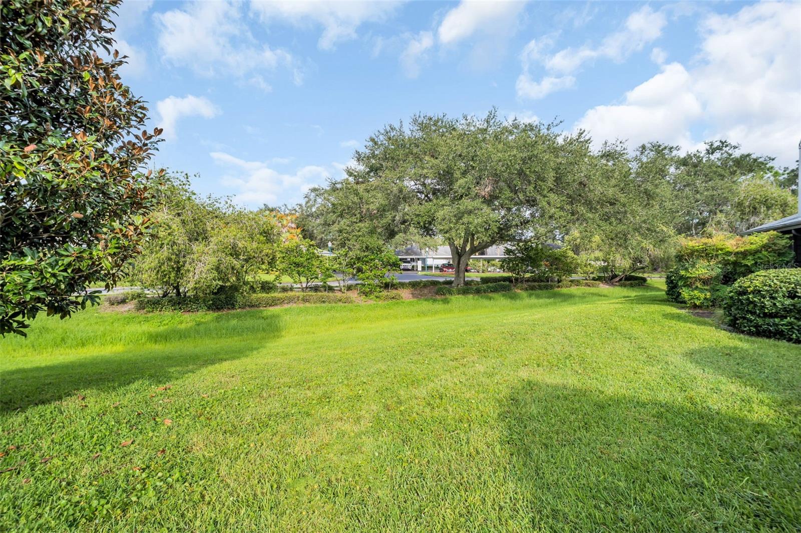 Image 27 of 34 For 2749 Countryside Boulevard 28