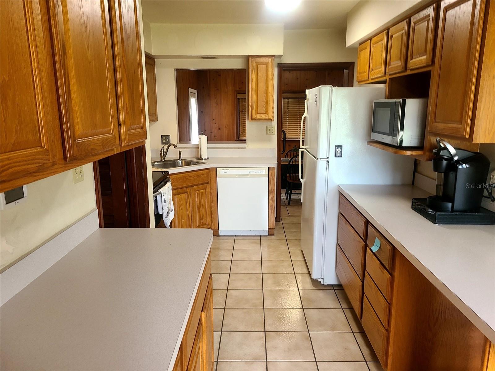 Image 11 of 23 For 18810 Tracer Drive