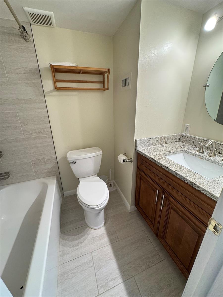Image 19 of 21 For 4517 La Villa Lane