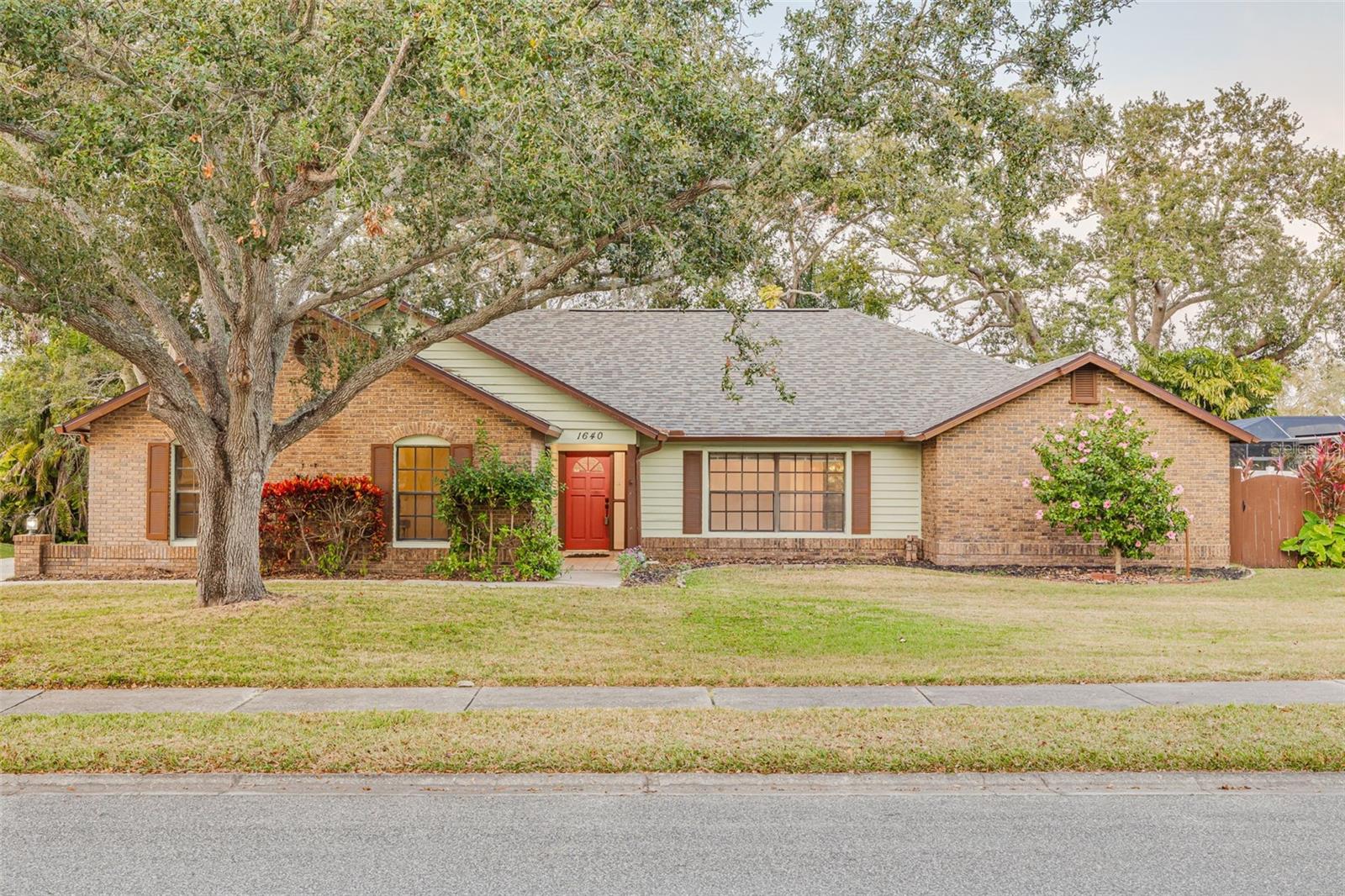 Details for 1640 Country Lane, DUNEDIN, FL 34698