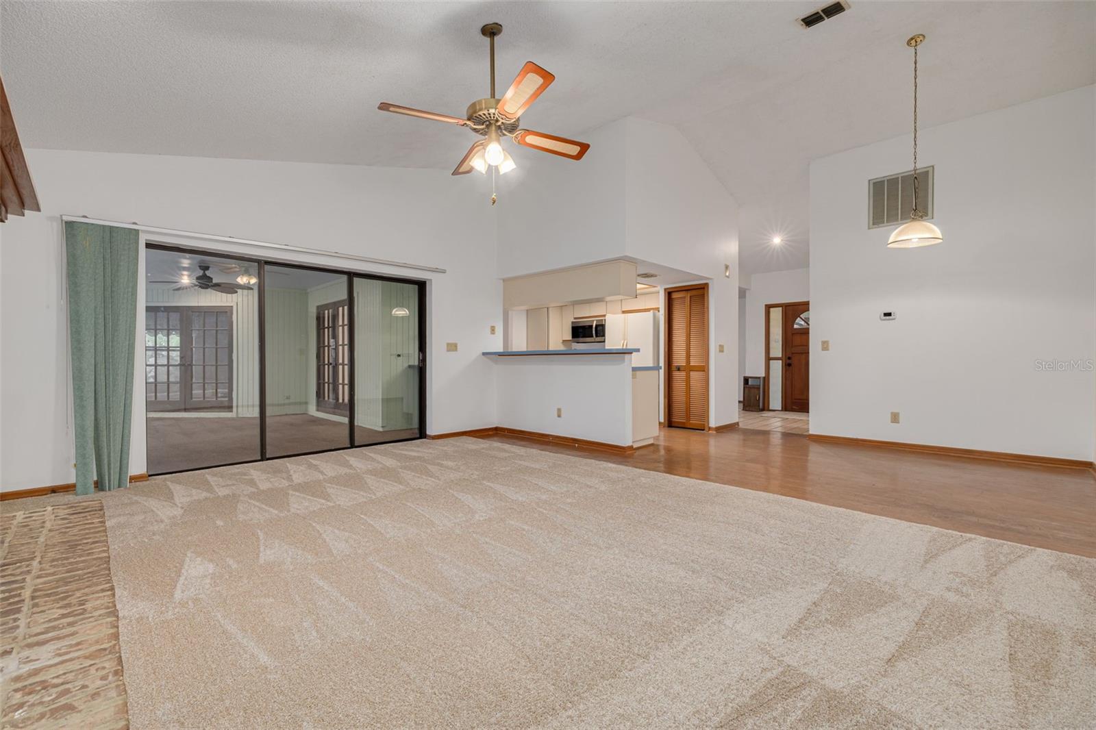 Image 12 of 38 For 1640 Country Lane