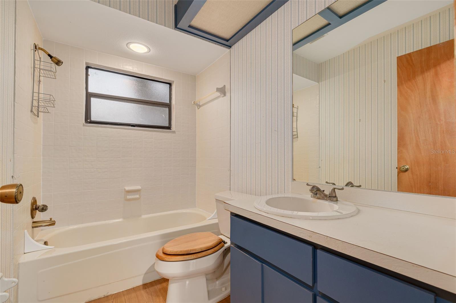 Image 26 of 38 For 1640 Country Lane