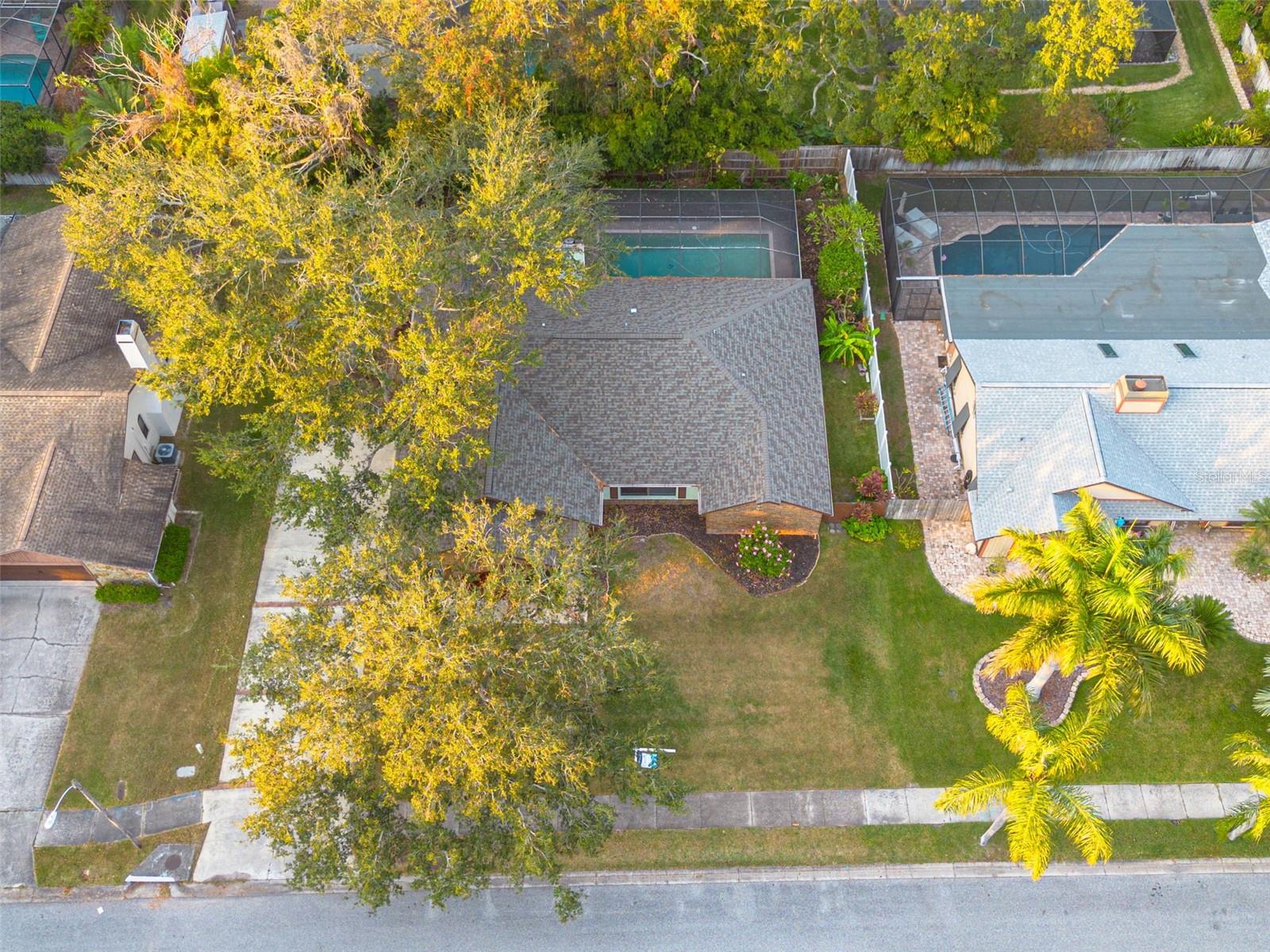 Image 32 of 38 For 1640 Country Lane