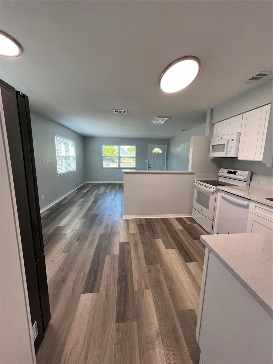 Image 6 of 24 For 5254 1st Avenue S