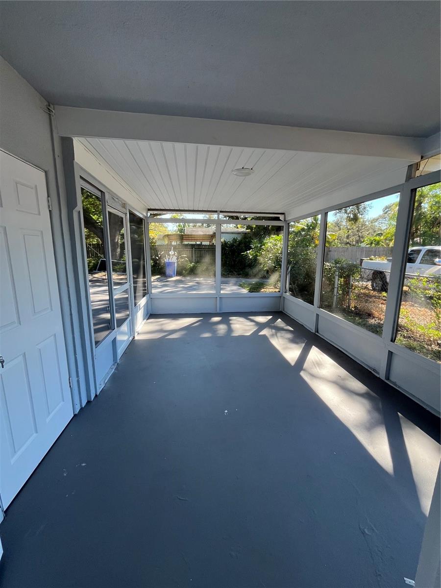 Image 7 of 24 For 5254 1st Avenue S