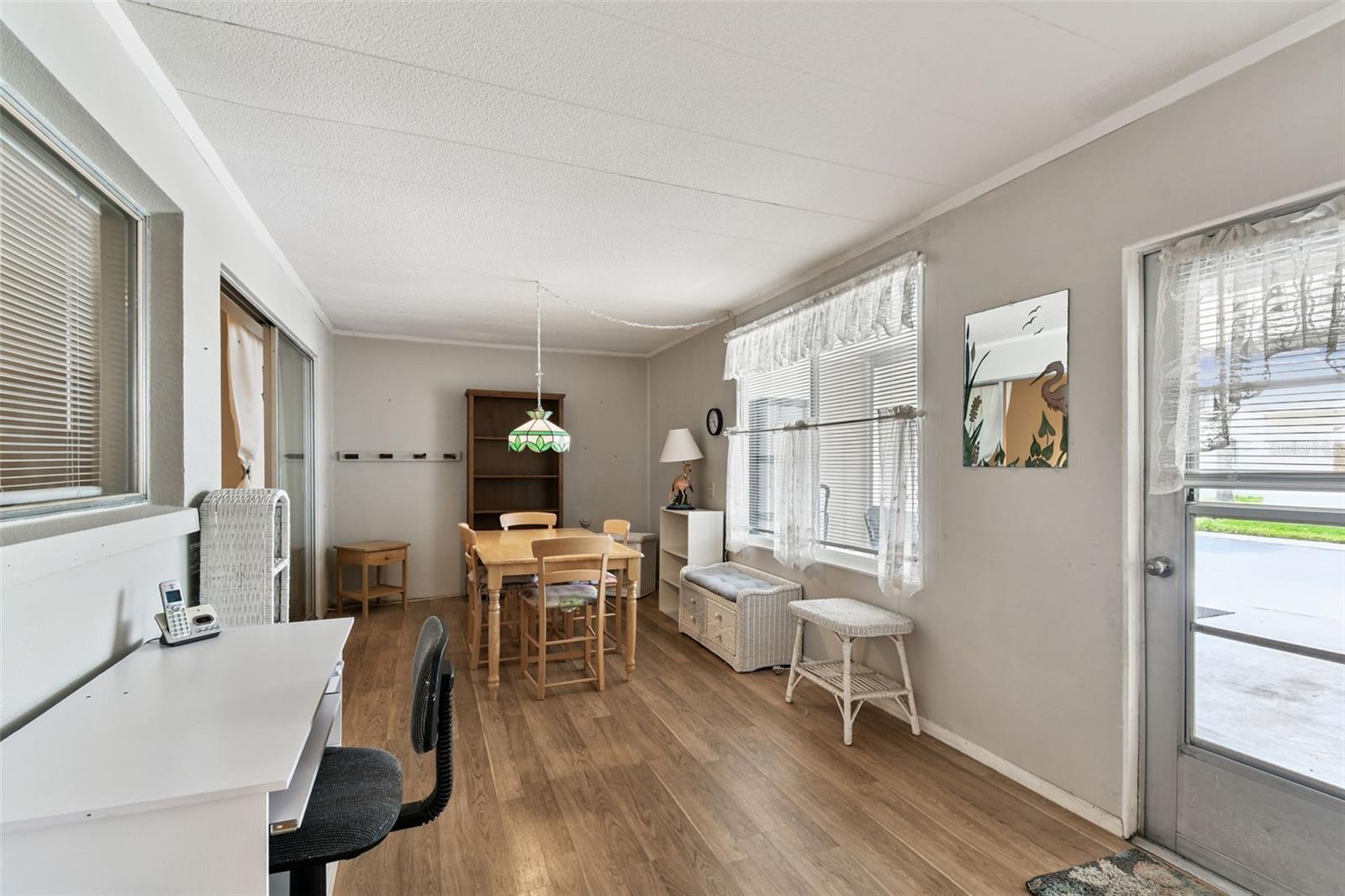 Image 11 of 65 For 250 Rosery Road Nw 333