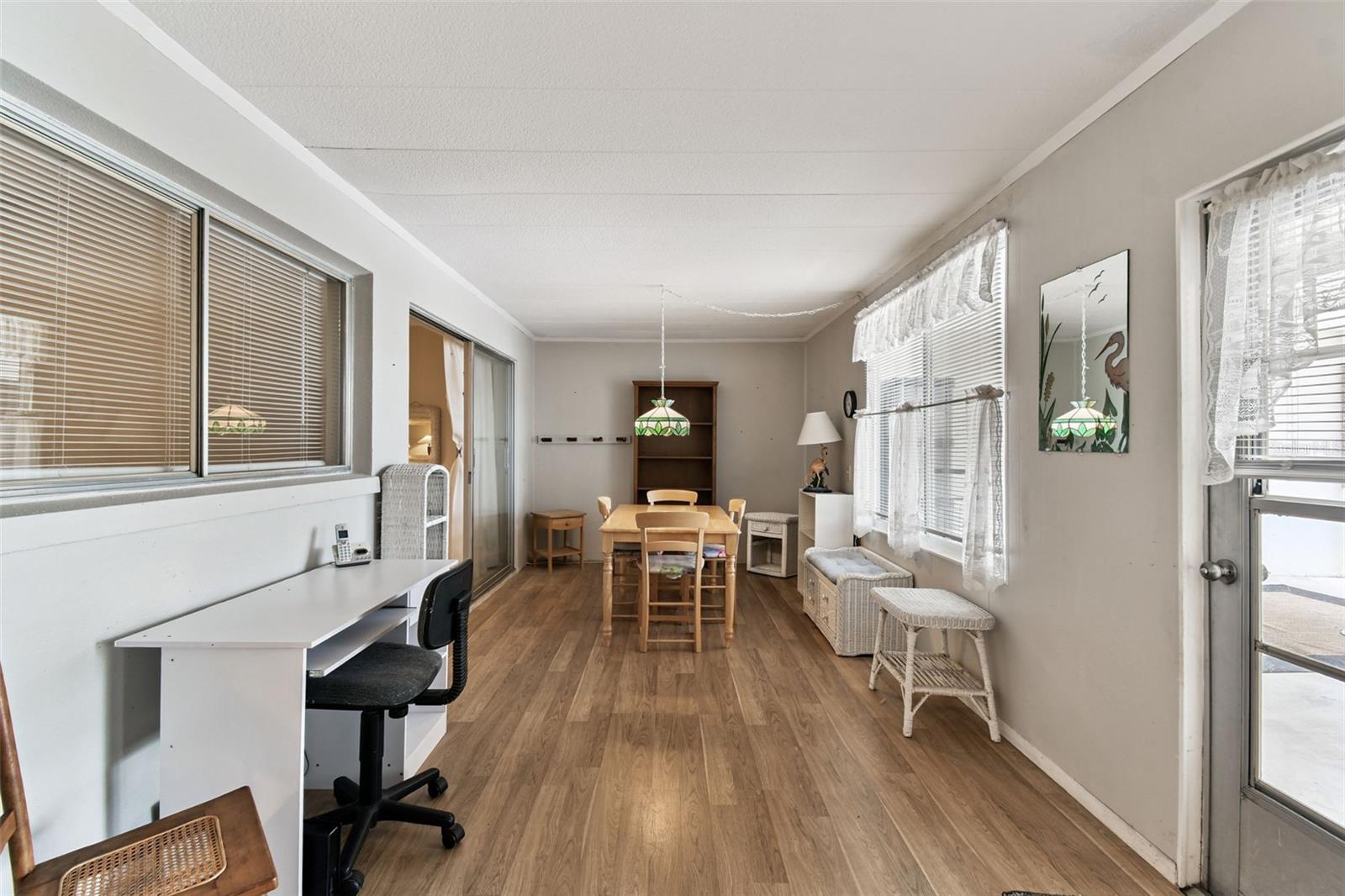 Image 12 of 65 For 250 Rosery Road Nw 333