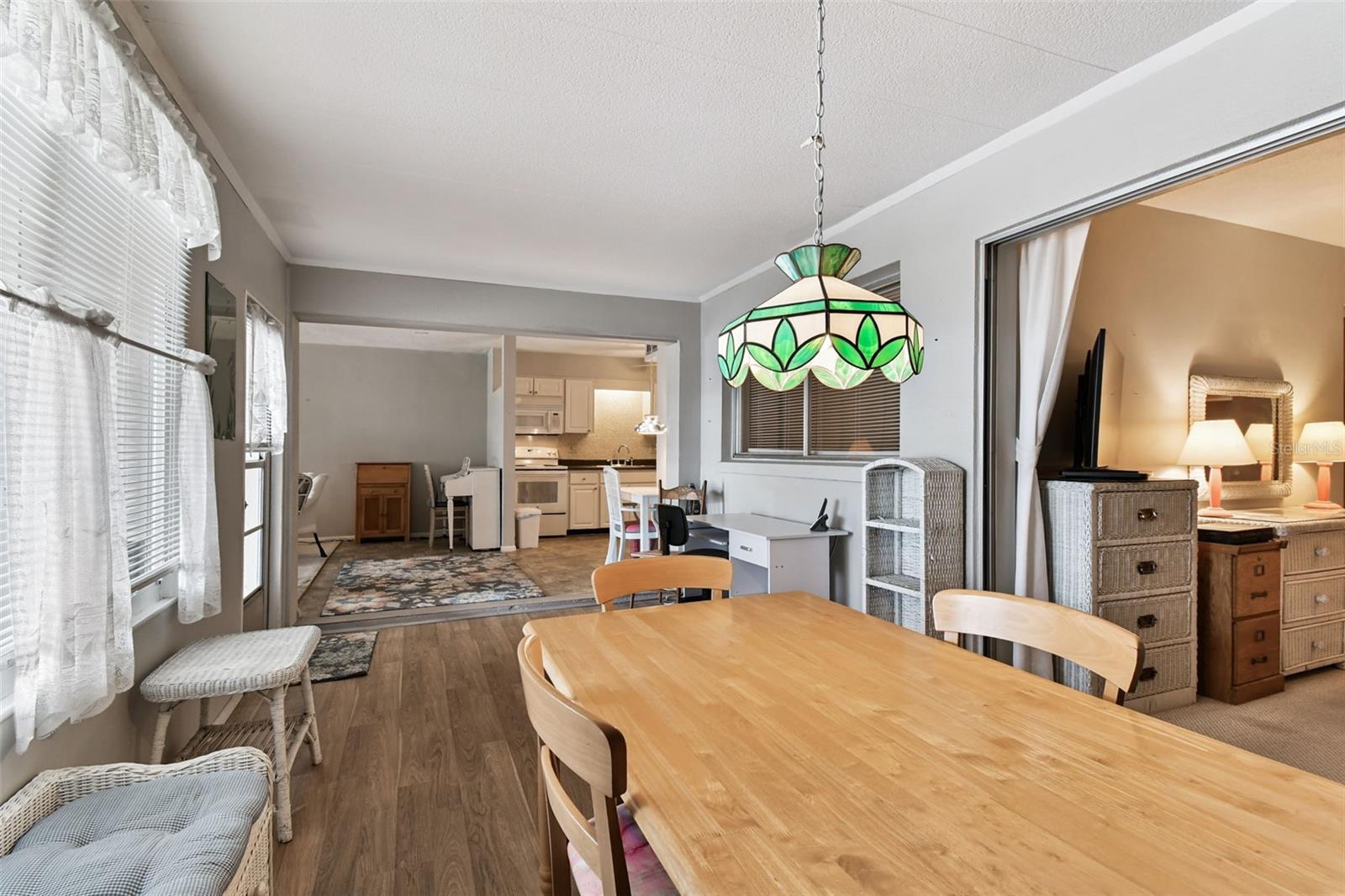 Image 14 of 65 For 250 Rosery Road Nw 333