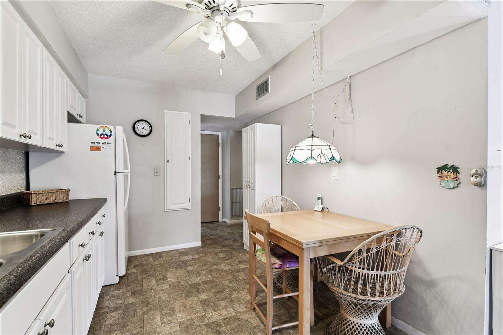 Image 24 of 65 For 250 Rosery Road Nw 333