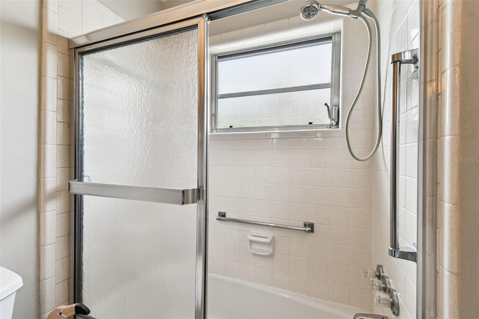 Image 32 of 65 For 250 Rosery Road Nw 333