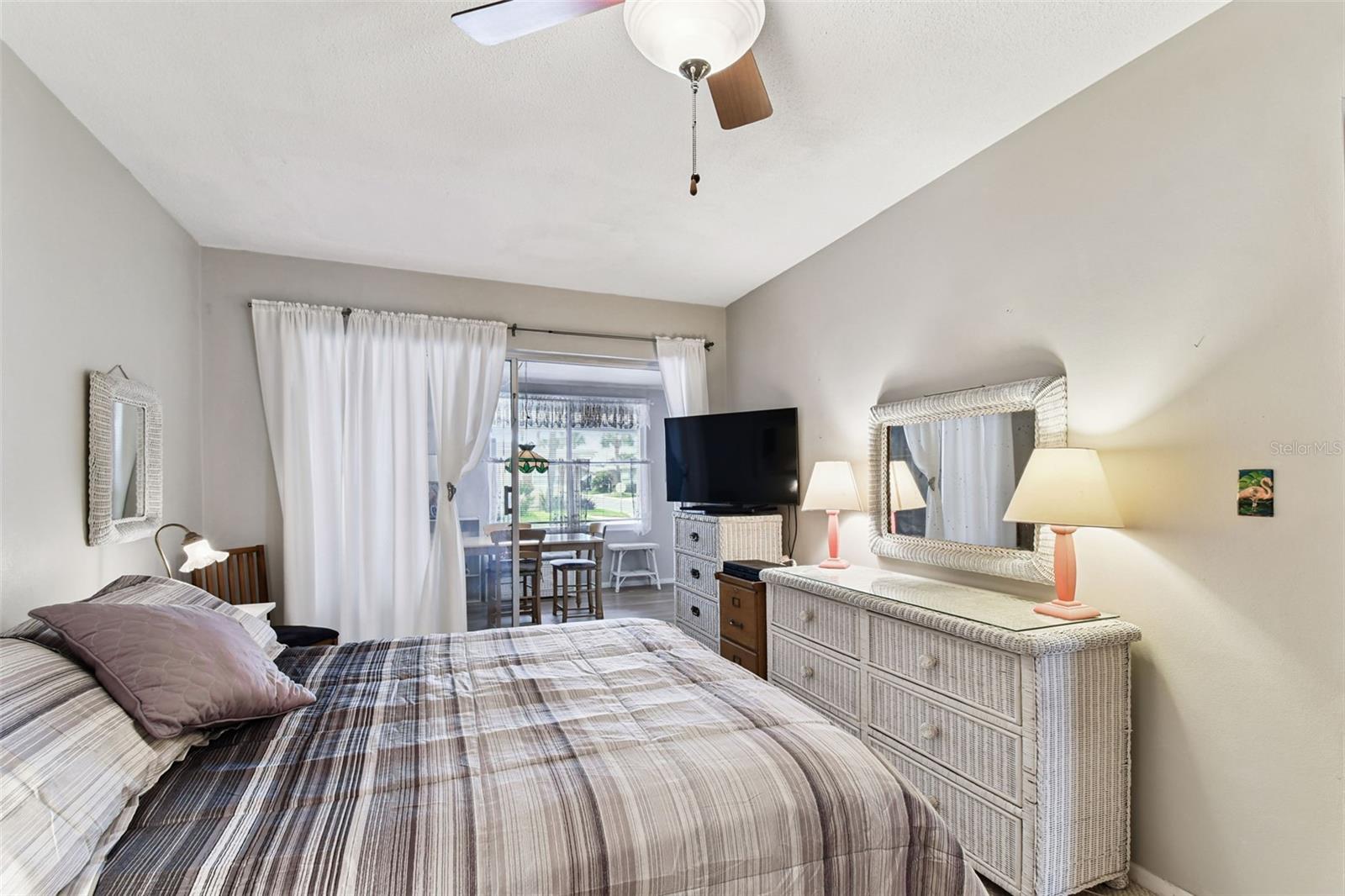 Image 40 of 65 For 250 Rosery Road Nw 333