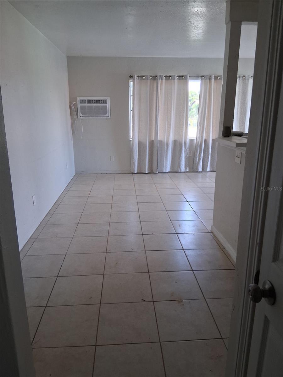 Details for 7118 5th Avenue N A, ST PETERSBURG, FL 33710