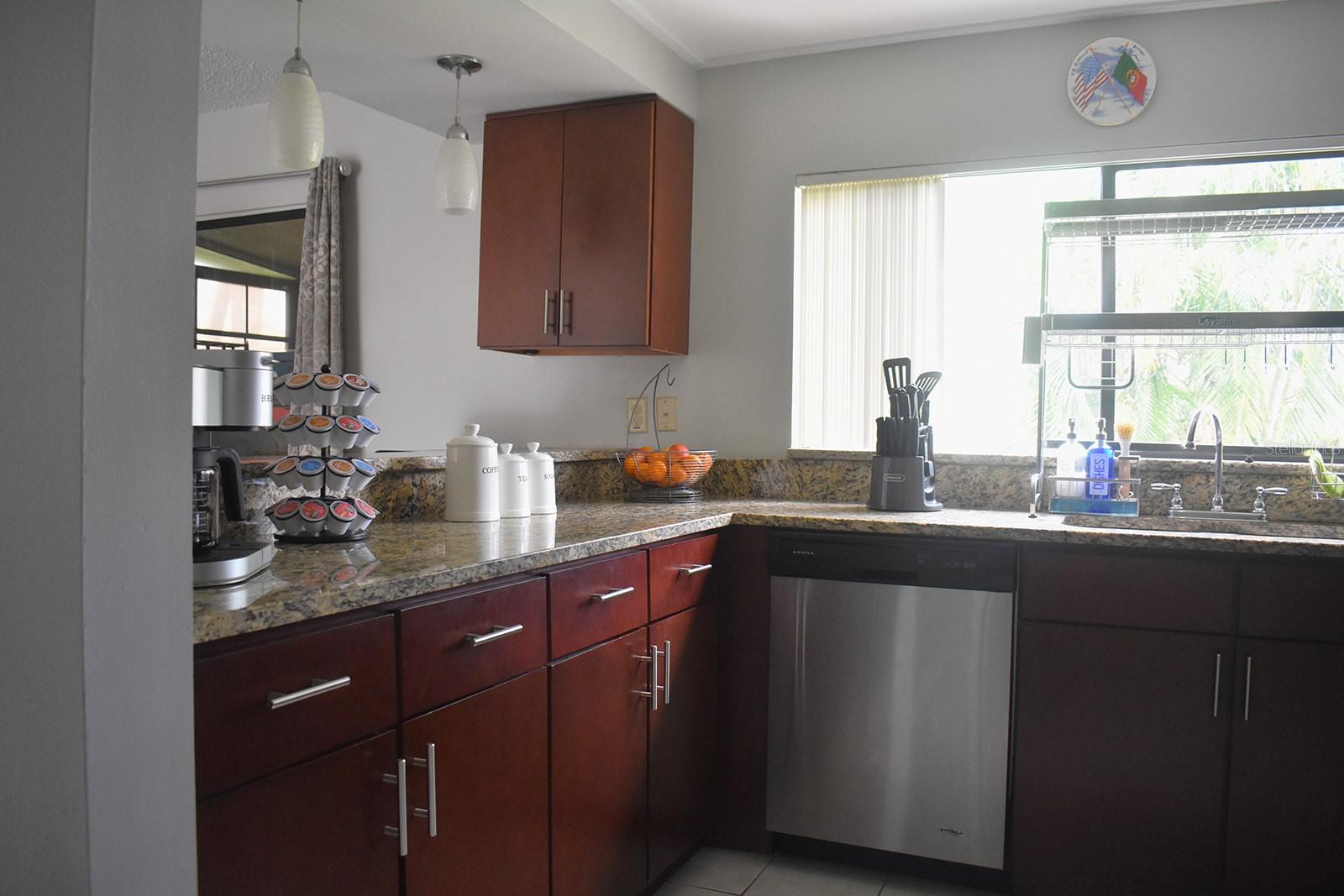 Listing photo id 12 for 9209 Seminole Boulevard 163