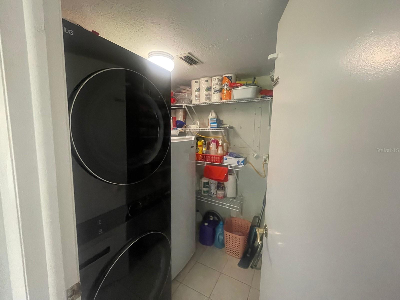 Listing photo id 15 for 9209 Seminole Boulevard 163