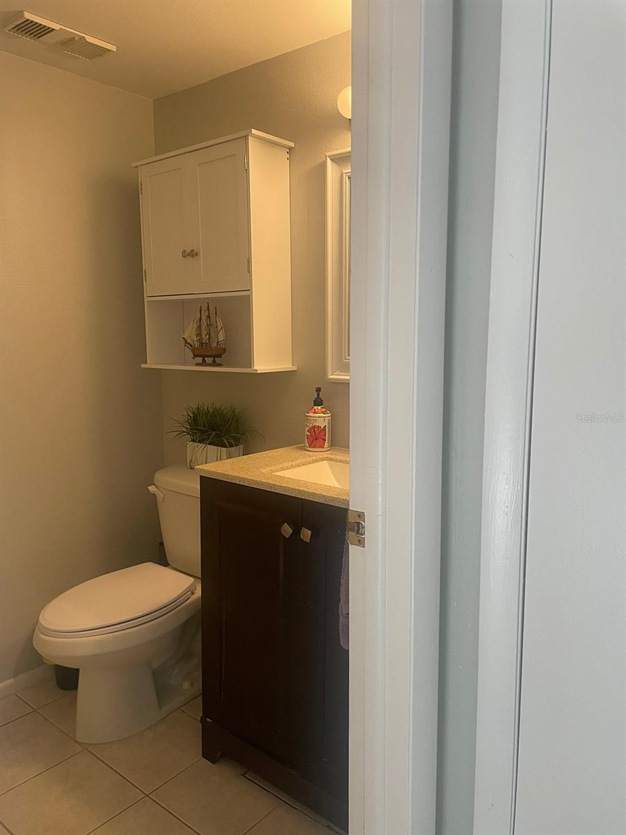 Listing photo id 18 for 9209 Seminole Boulevard 163