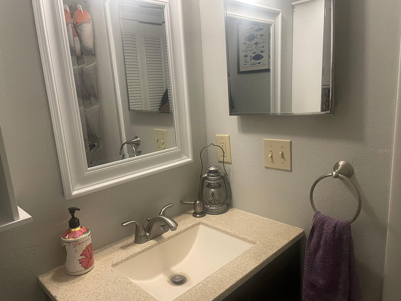 Listing photo id 19 for 9209 Seminole Boulevard 163