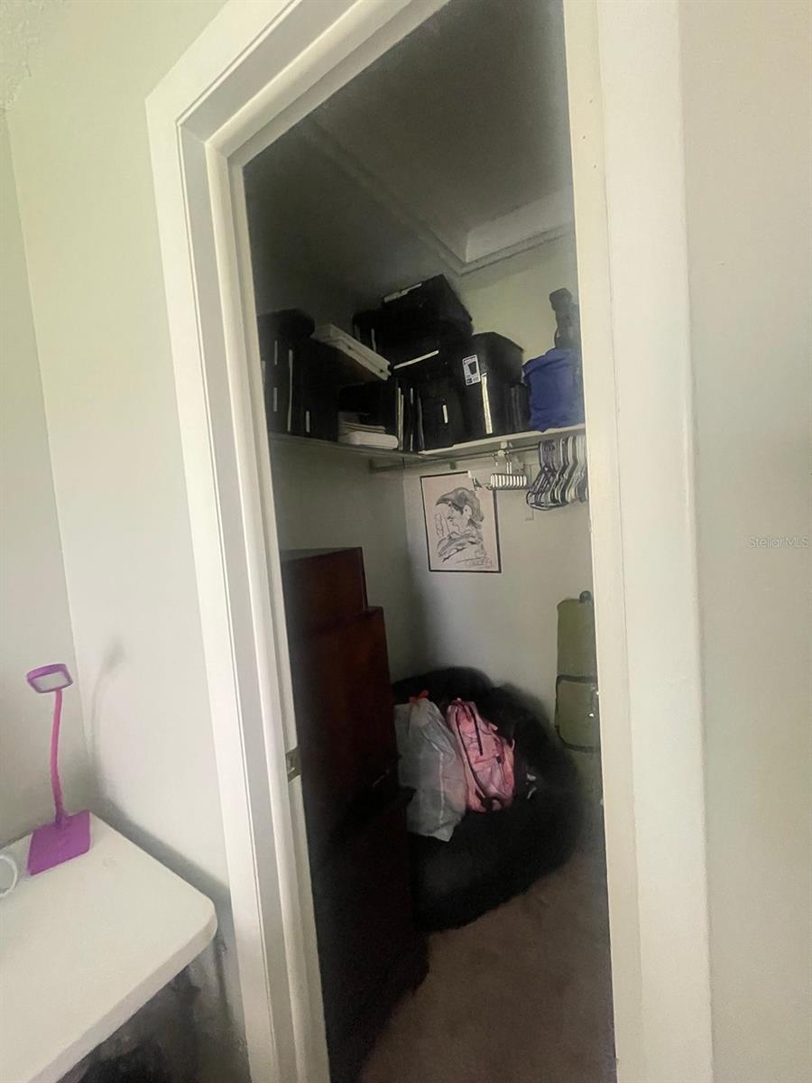 Listing photo id 23 for 9209 Seminole Boulevard 163