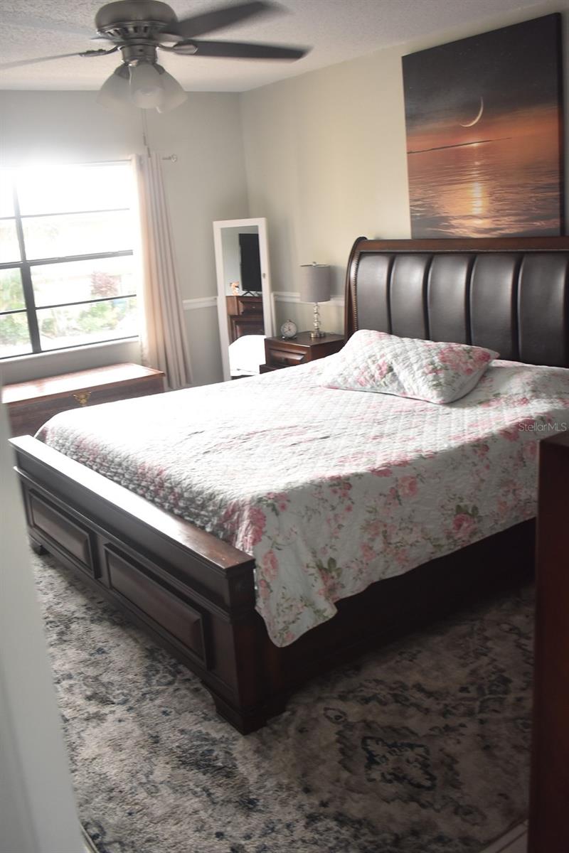 Listing photo id 31 for 9209 Seminole Boulevard 163