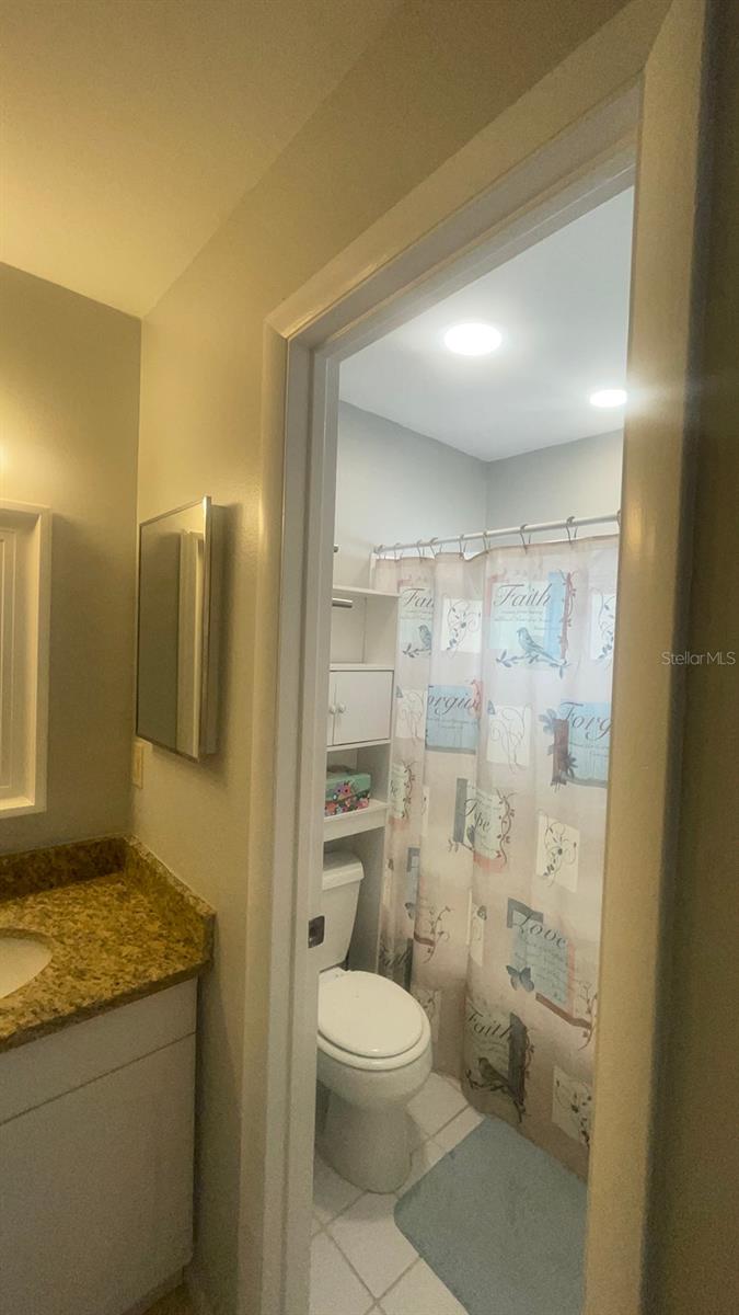 Listing photo id 38 for 9209 Seminole Boulevard 163