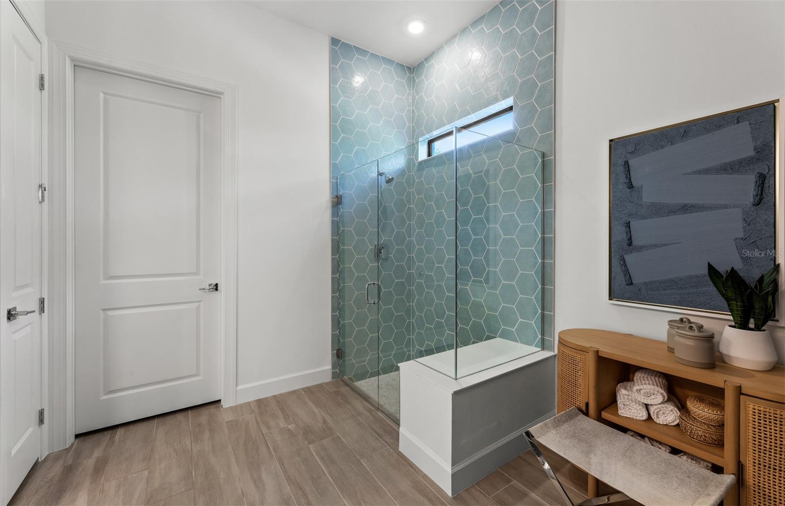 Image 23 of 27 For 6950 Honeybell Drive