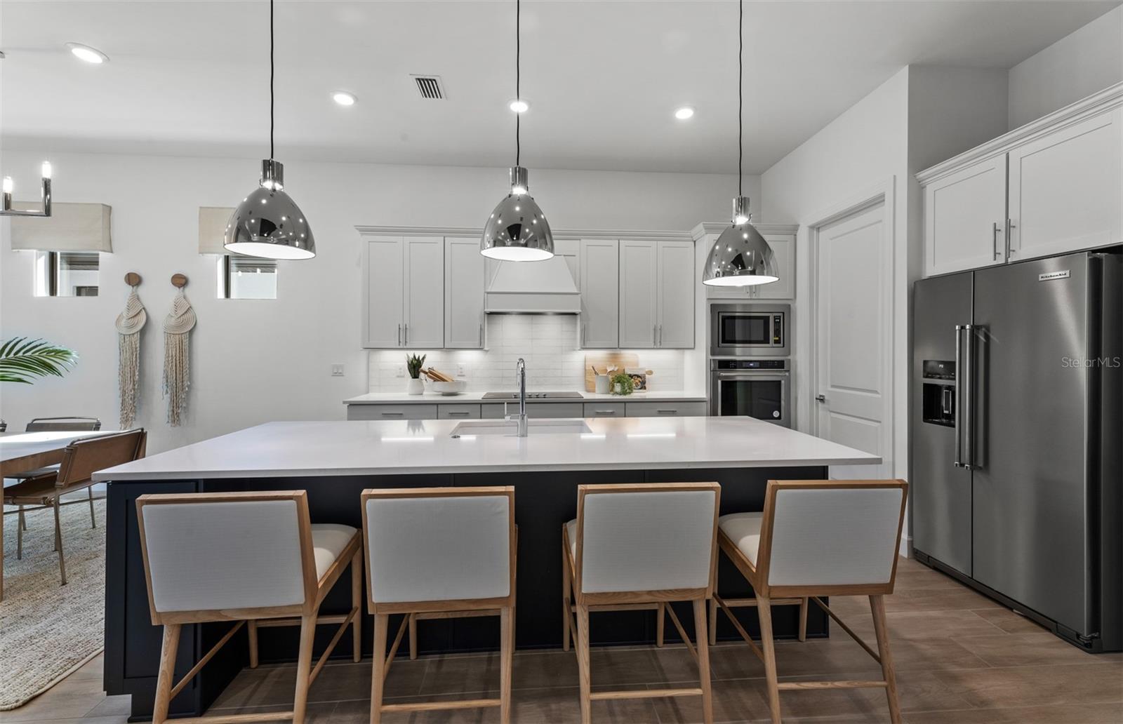 Image 5 of 27 For 6950 Honeybell Drive