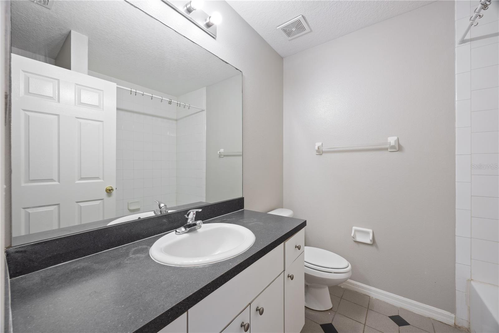 Image 14 of 25 For 2420 Ida Street