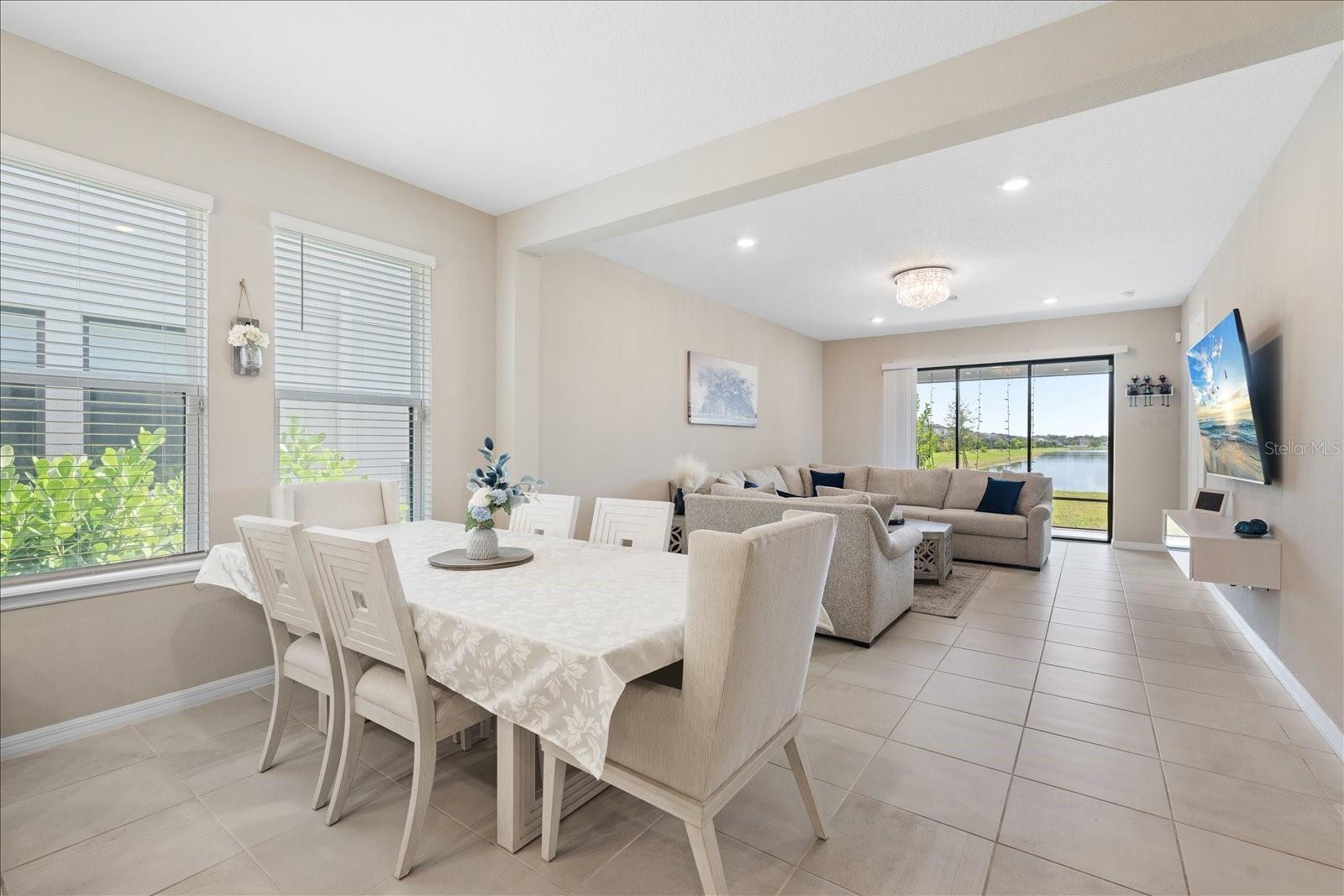 Image 13 of 52 For 6326 Grandview Hill Court