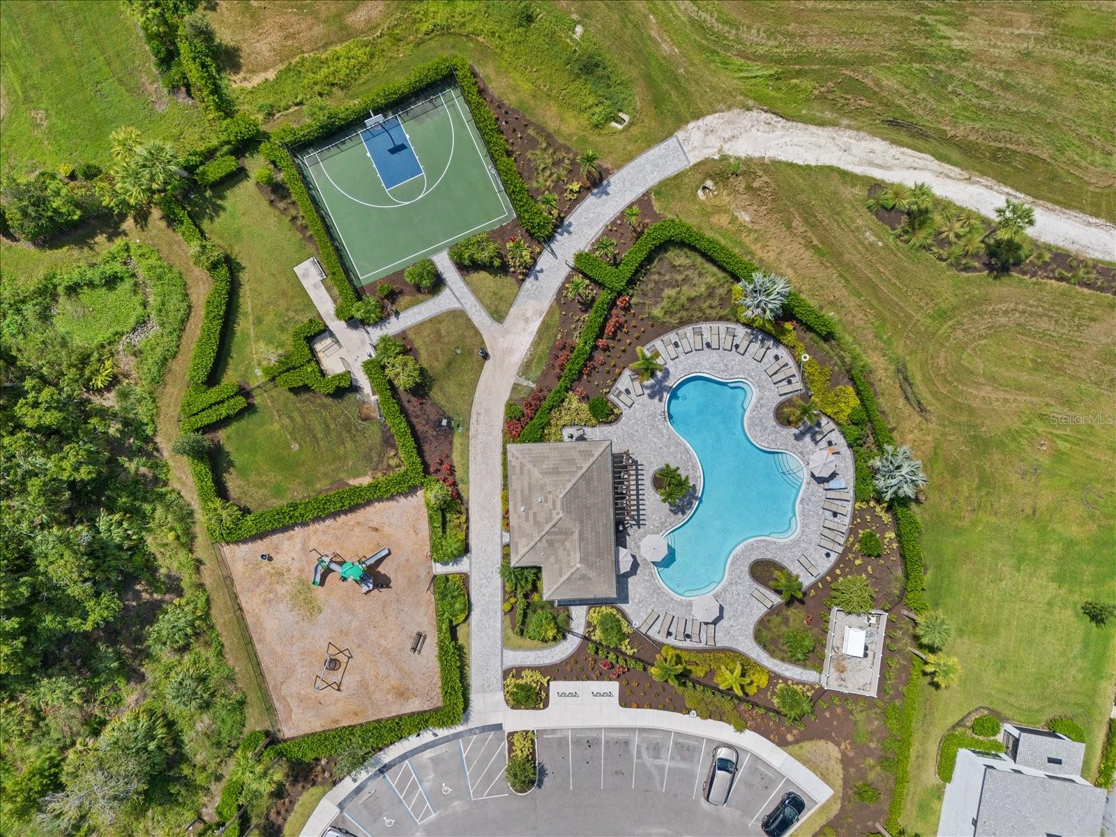 Image 50 of 52 For 6326 Grandview Hill Court