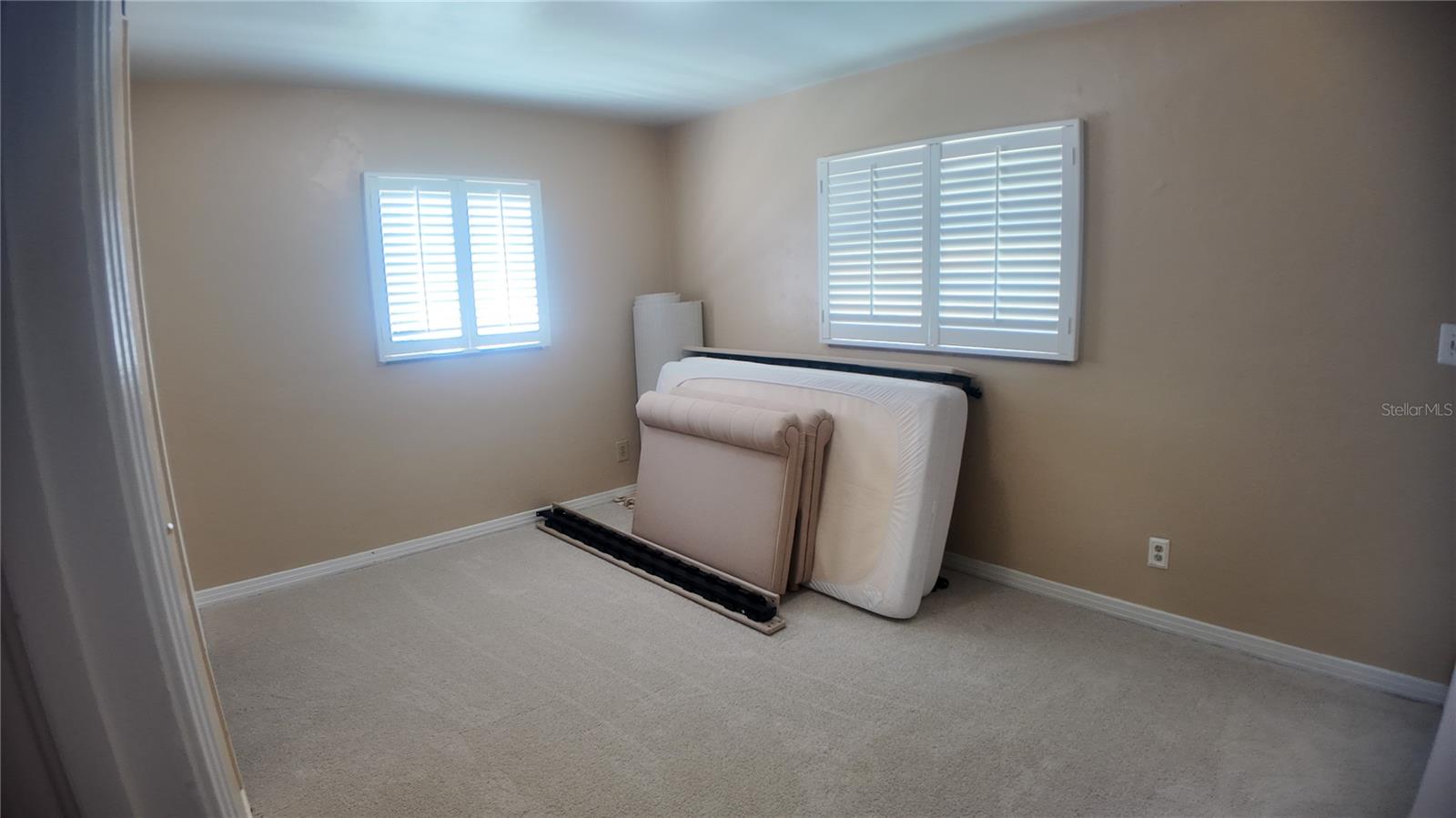 Image 13 of 52 For 15402 Lake Magdalene Boulevard