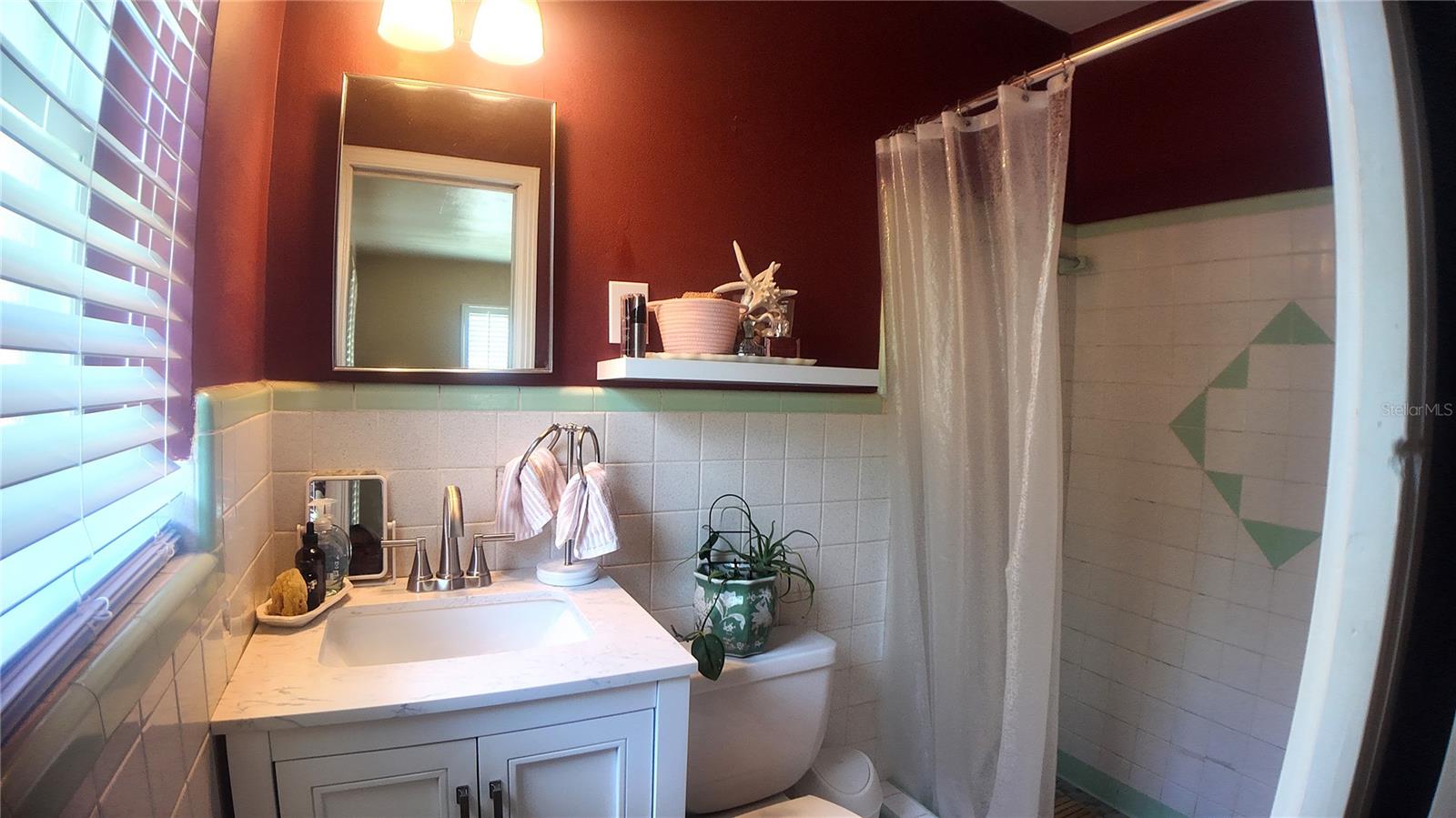 Image 14 of 52 For 15402 Lake Magdalene Boulevard