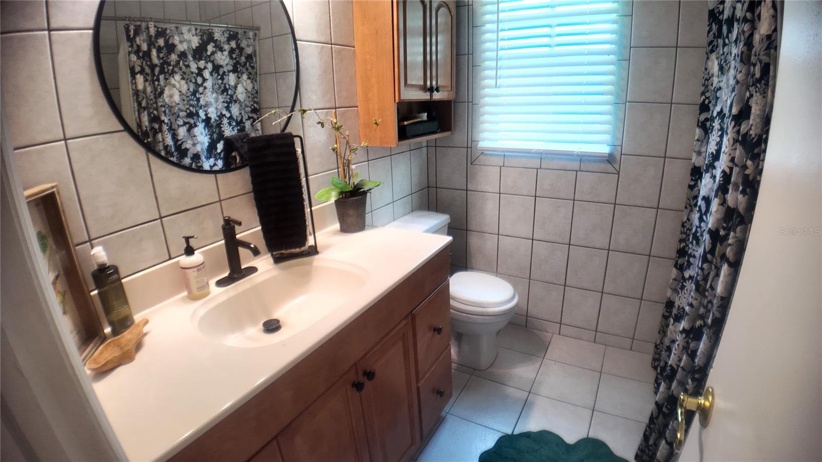 Image 16 of 52 For 15402 Lake Magdalene Boulevard