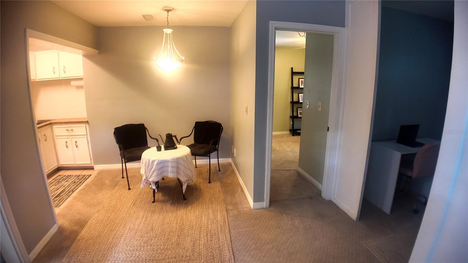 Image 23 of 52 For 15402 Lake Magdalene Boulevard