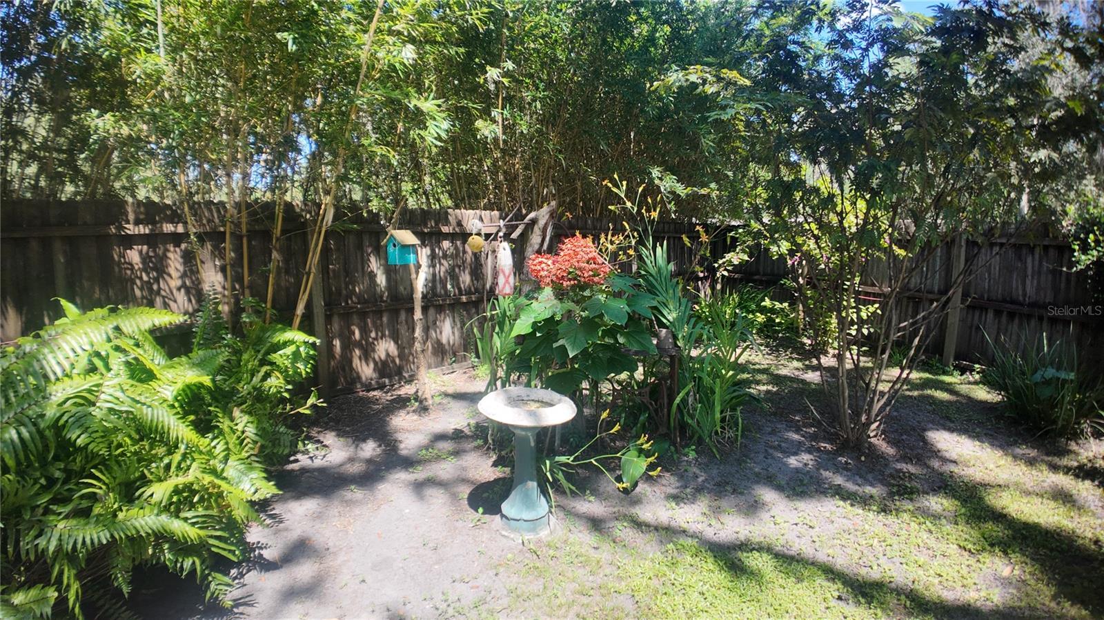 Image 36 of 52 For 15402 Lake Magdalene Boulevard