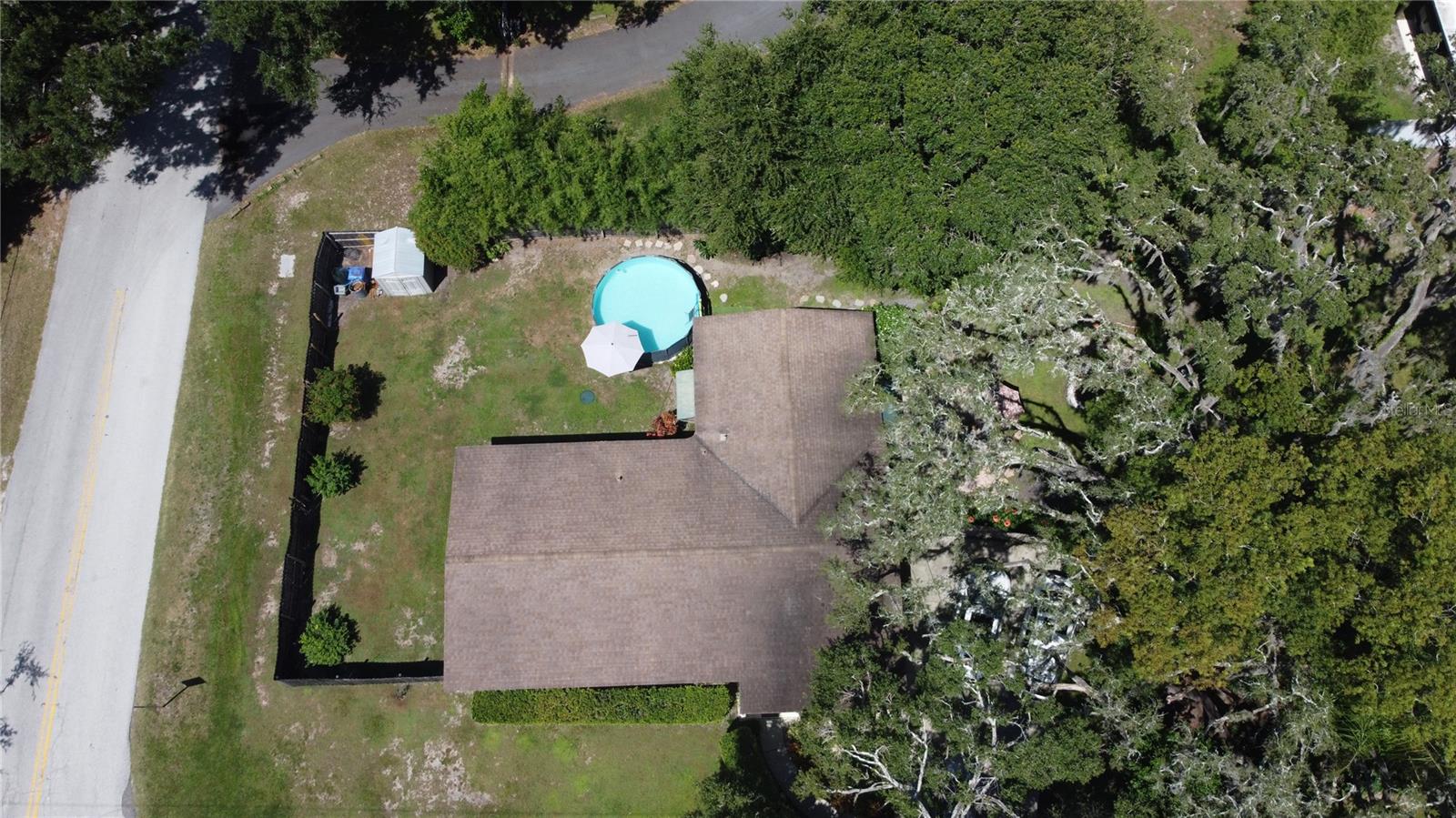 Image 47 of 52 For 15402 Lake Magdalene Boulevard