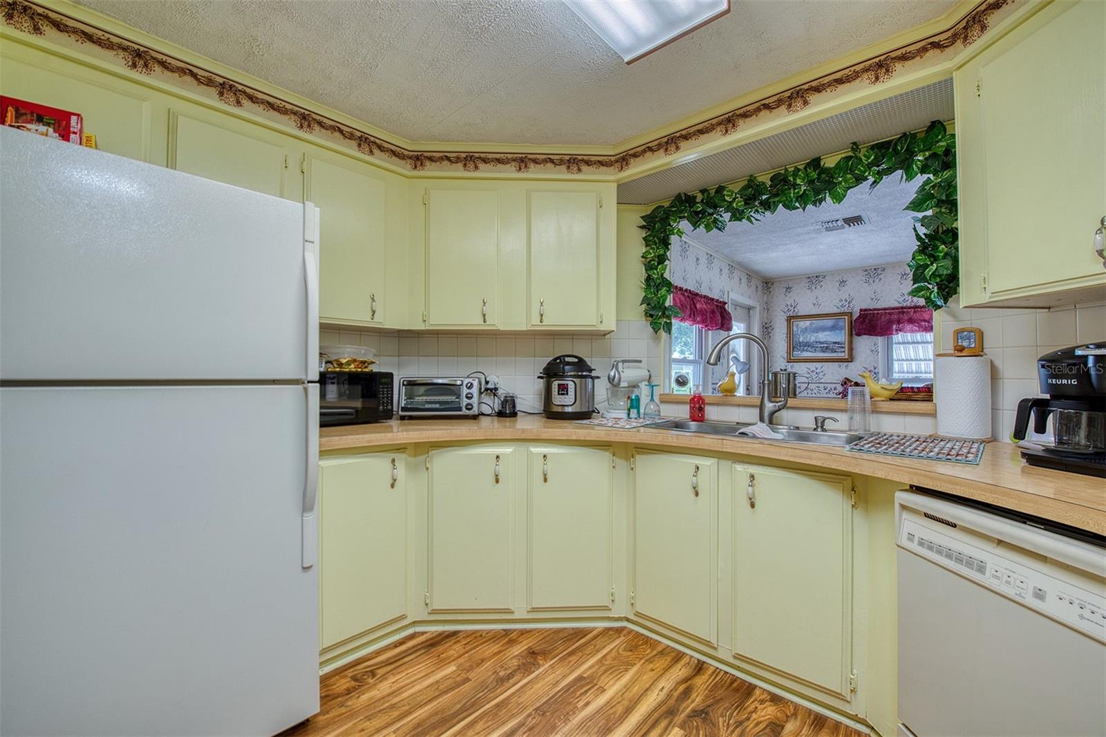 Image 13 of 42 For 192 Blue Marlin Drive