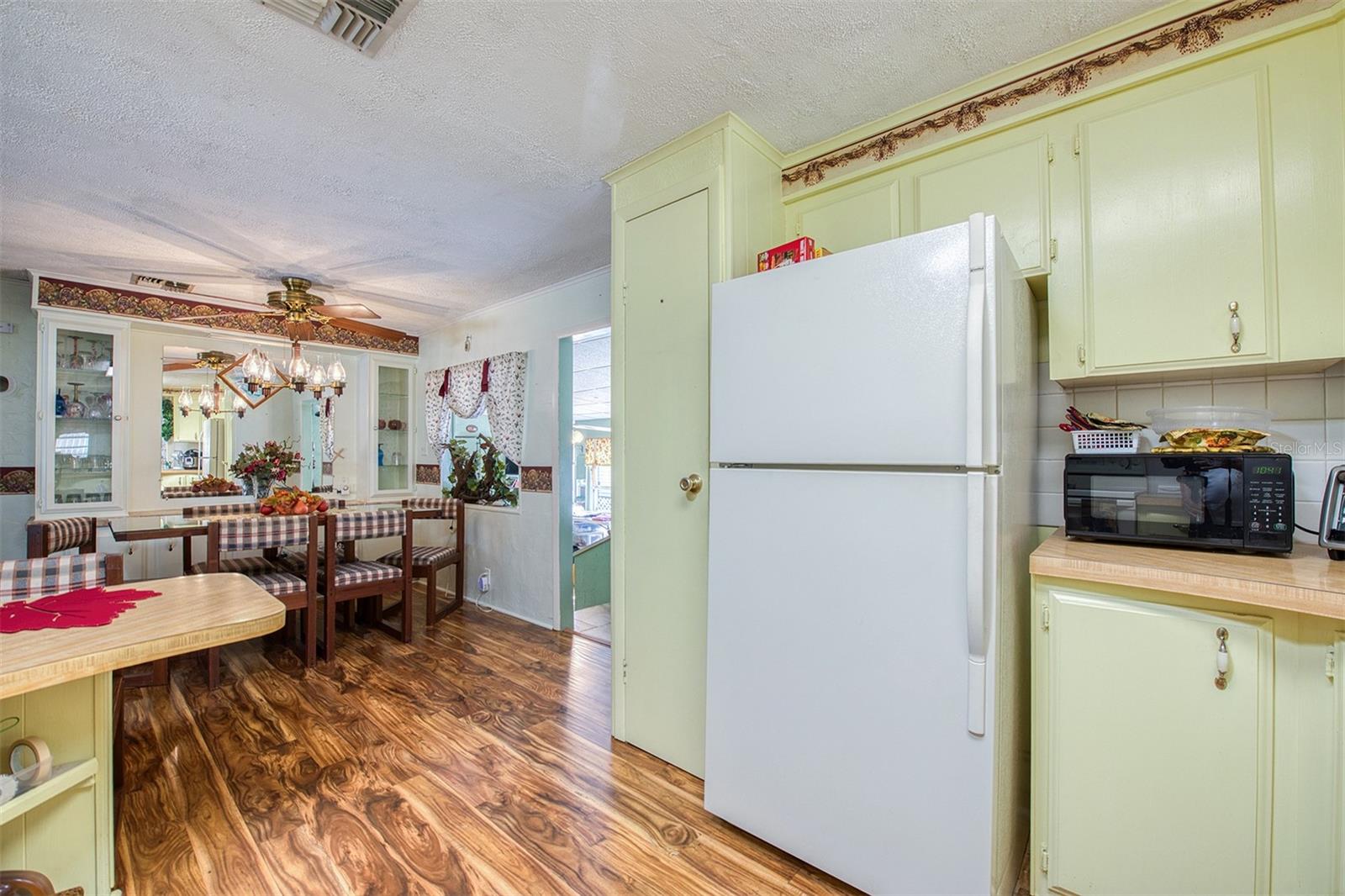 Image 15 of 42 For 192 Blue Marlin Drive