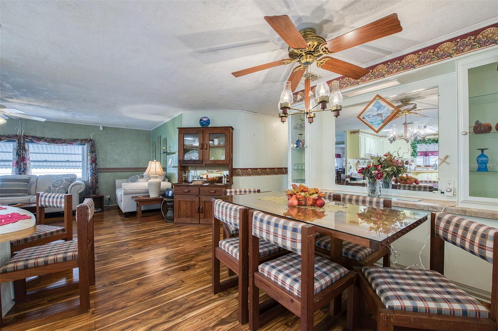 Image 17 of 42 For 192 Blue Marlin Drive