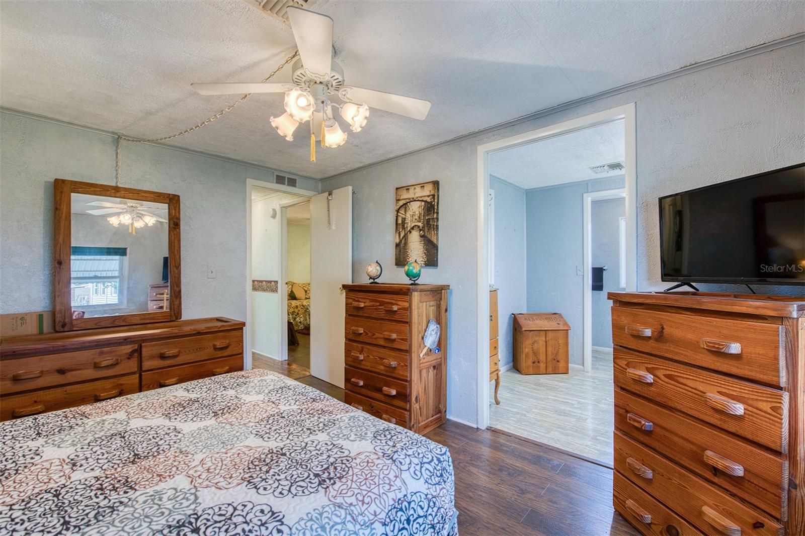 Image 22 of 42 For 192 Blue Marlin Drive